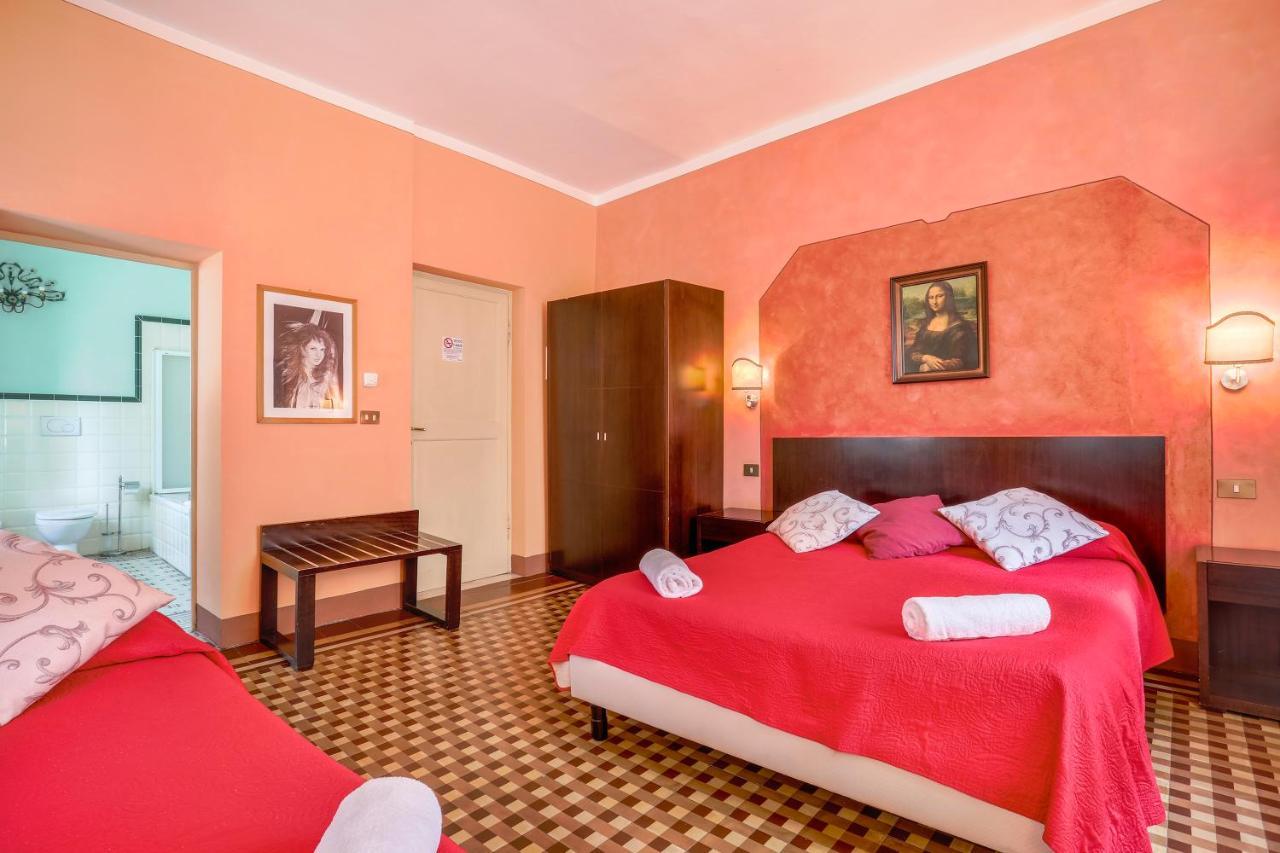 לוקה Antica Residenza Santa Chiara -City Center מראה חיצוני תמונה